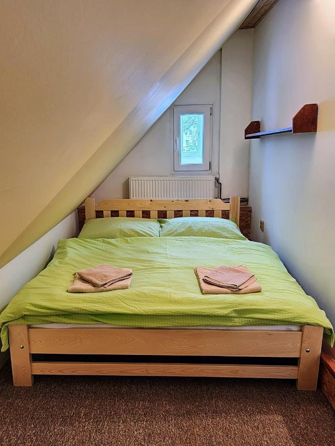 Hotel Penzion Pod Mustky à Harrachov Extérieur photo