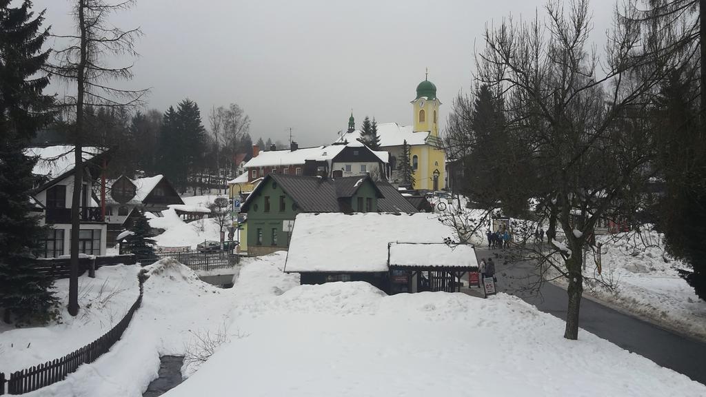 Hotel Penzion Pod Mustky à Harrachov Extérieur photo